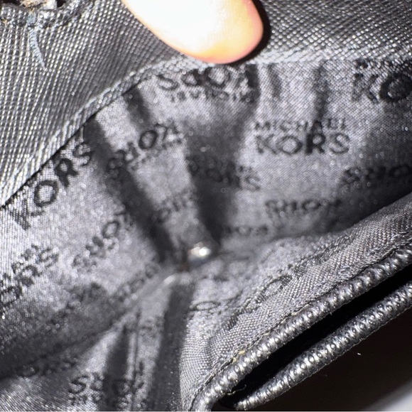 Michael Kors Black Logo Zip Around Leather Wallet - Picture 12 of 12